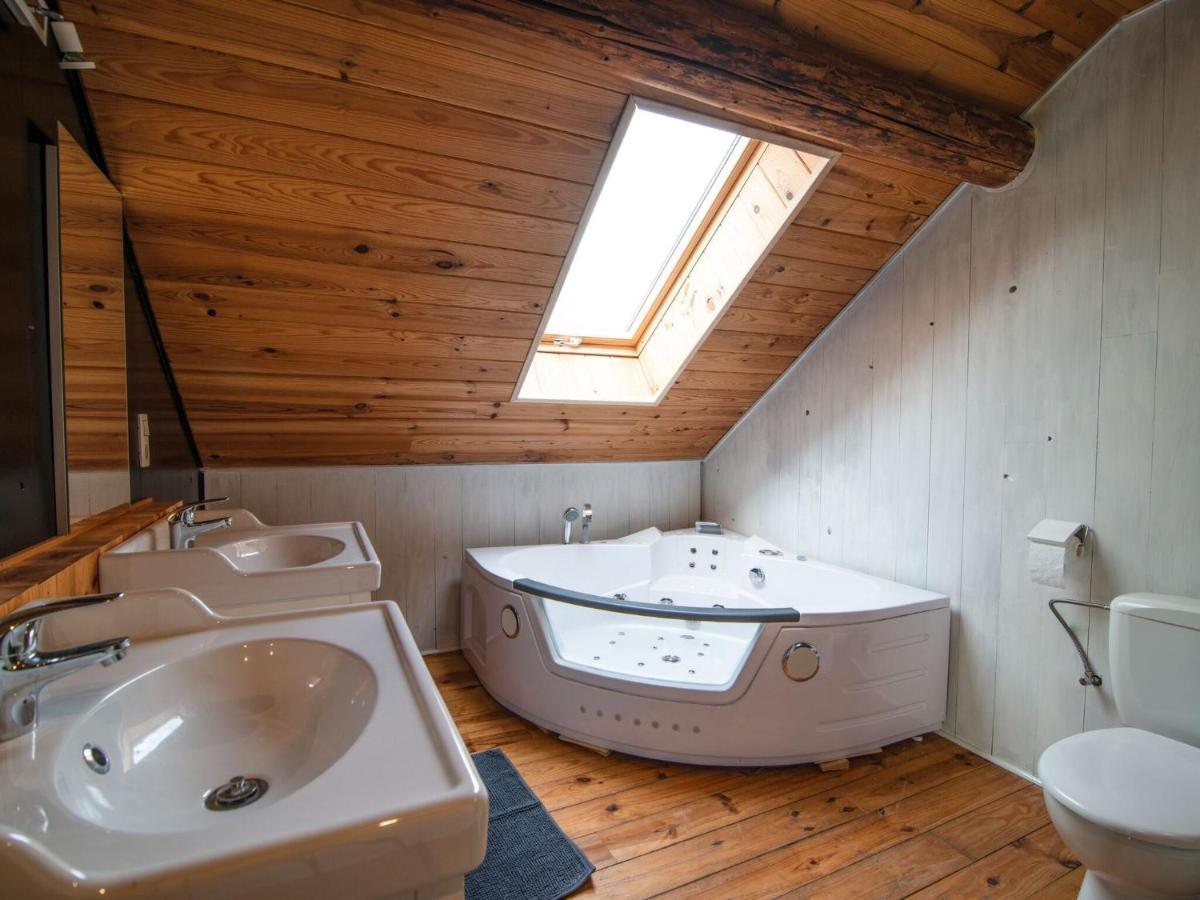 Very Spacious House With Sauna Spa And Countryside Views Gouvy Kültér fotó