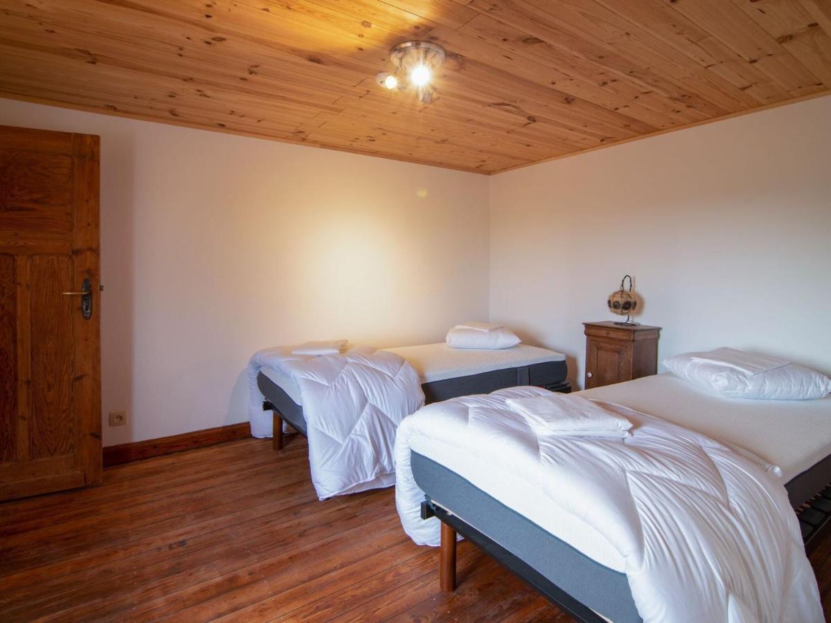 Very Spacious House With Sauna Spa And Countryside Views Gouvy Kültér fotó