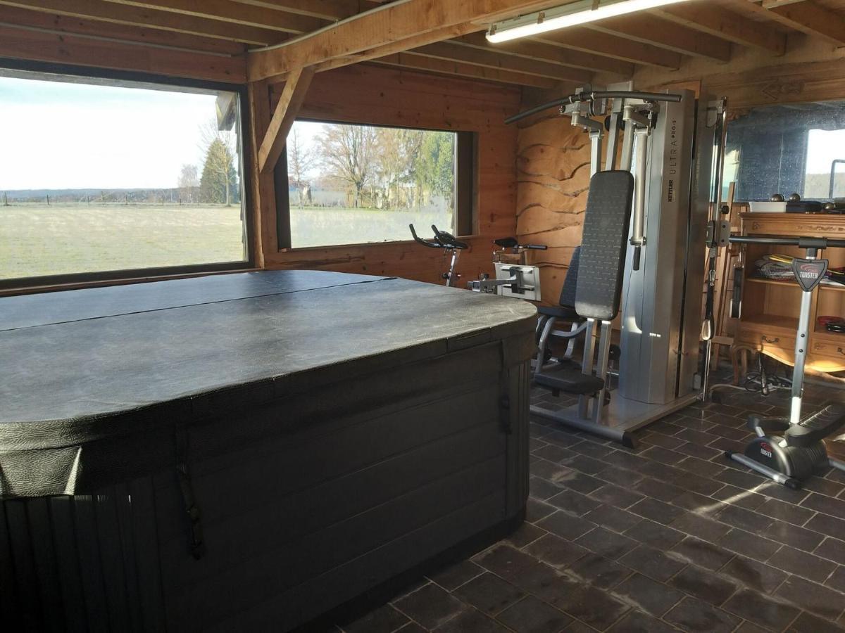 Very Spacious House With Sauna Spa And Countryside Views Gouvy Kültér fotó